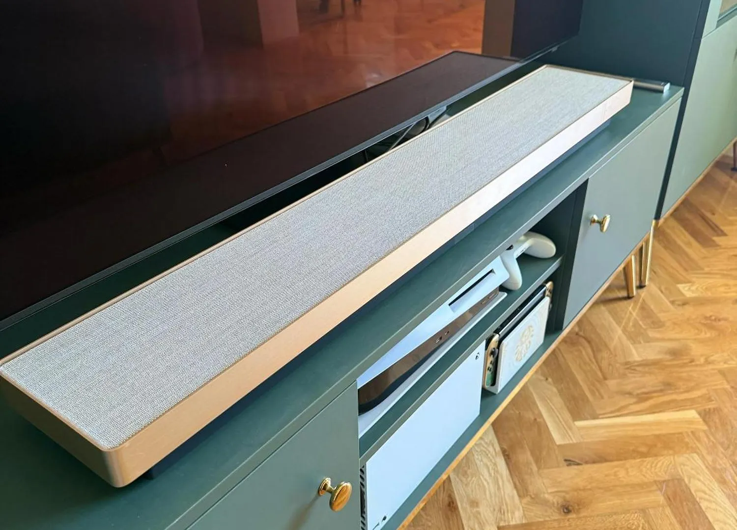 4-Bedroom Lux Apartment With Amazing Scenery تروغير
