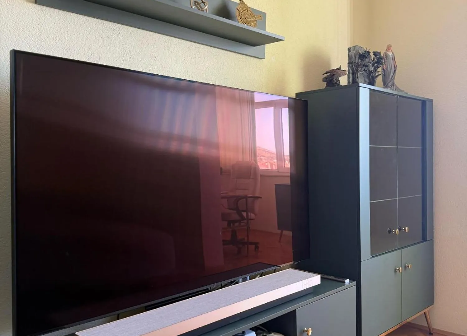 4-Bedroom Lux Apartment With Amazing Scenery تروغير